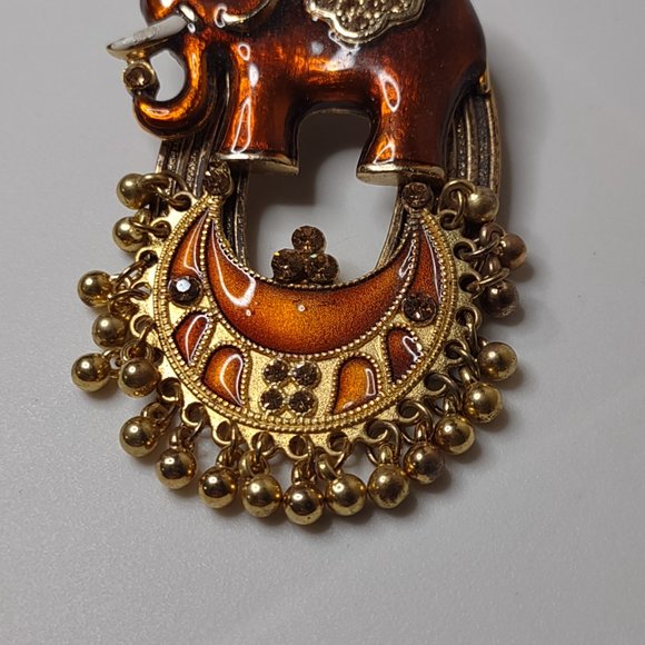 Gold Tone And Orange Dangling Bead Lucky Elephant Brooch - Picture 3 of 16